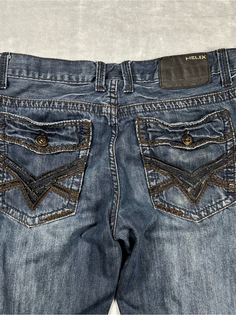 Helix Men's Loose Straight Jeans 32x32 Dark Wash Whiskered Denim Flap Pocket